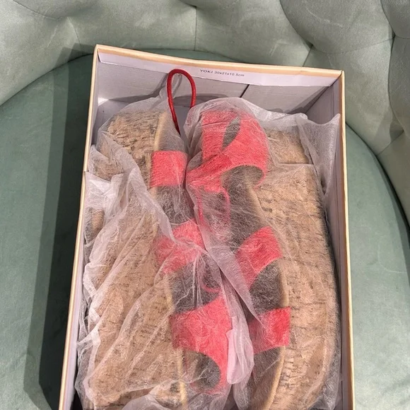 Yoki size 7.5 coral/red lace up wedge with box & dust covers - Picture 8 of 9